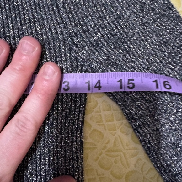 Vintage Eccobay Silver Crew Neck Sweater with Ribbed Texture - Picture 6 of 8